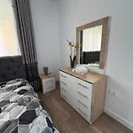 公寓 Joanna's Guest House- New Renovation