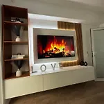 Joanna's Guest House- New Renovation Τεπελένι