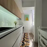 Joanna's Guest House- New Renovation 公寓 *
