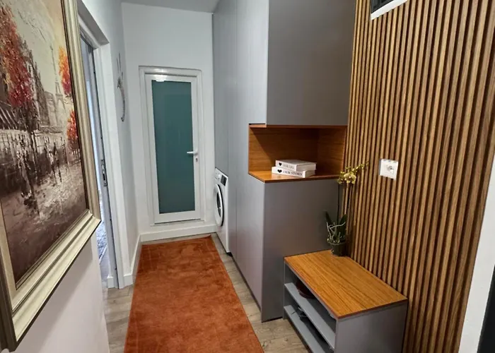 דירה Joanna's Guest House- New Renovation Tepelene
