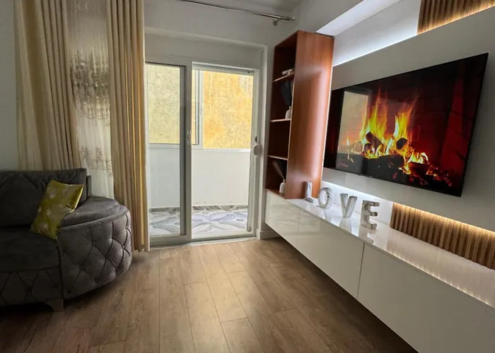 Joanna's Guest House- New Renovation דירה *