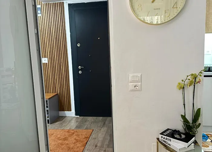 Joanna's Guest House- New Renovation * Tepelene