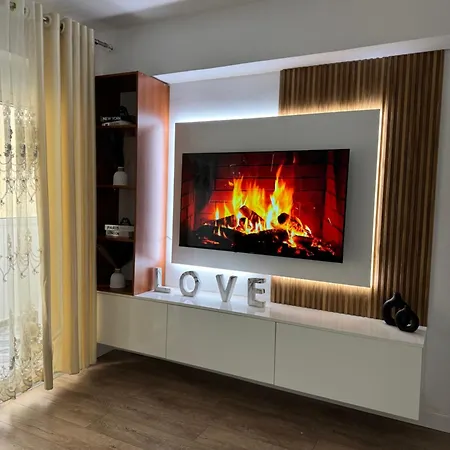 Joanna's Guest House- New Renovation דירה *